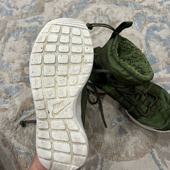 Nike boots  - Picture 4 of 4